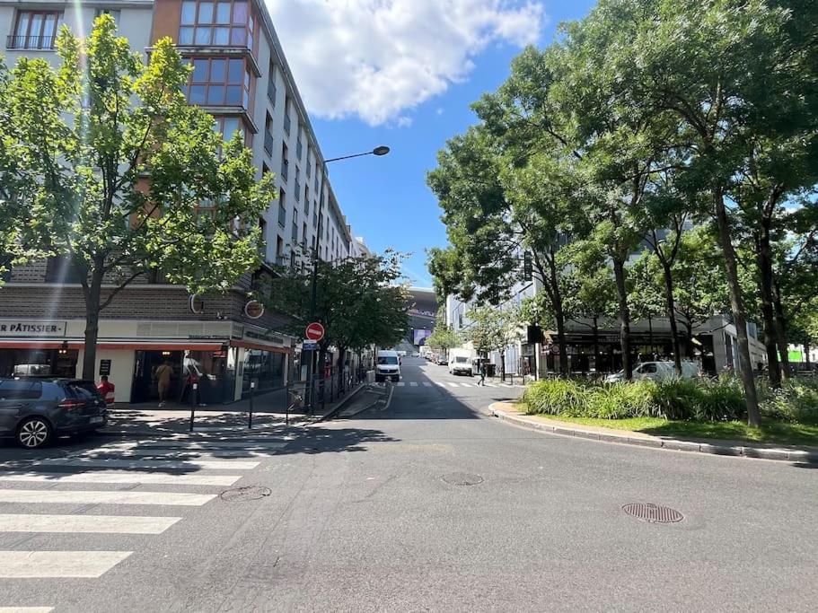 La Maison Rayofam, A 30 Min De Paris, A 5 Min Du Stade De France Saint-Denis  Esterno foto